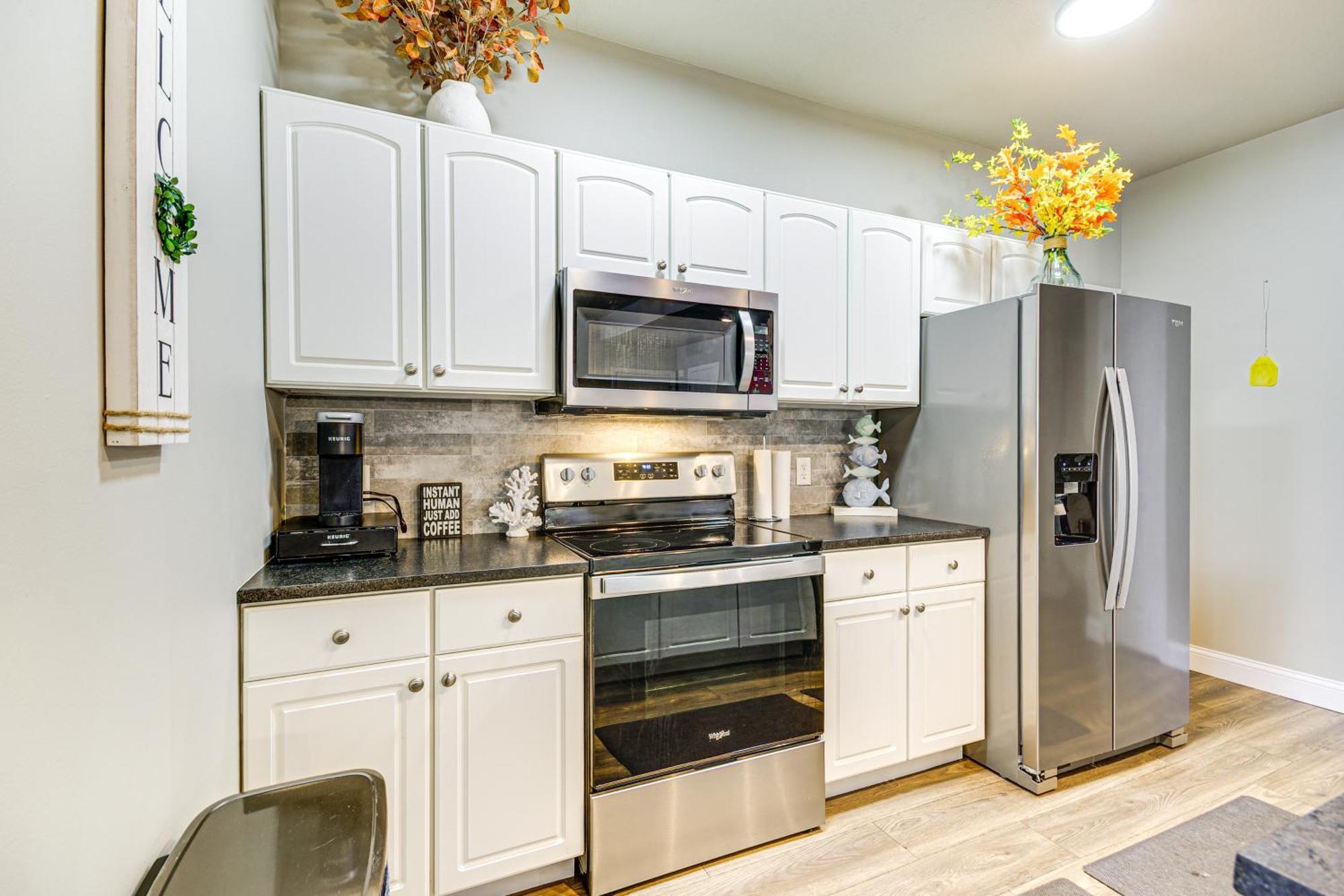 Waterfront Lake Ozark Condo With Deck And Pools Extérieur photo