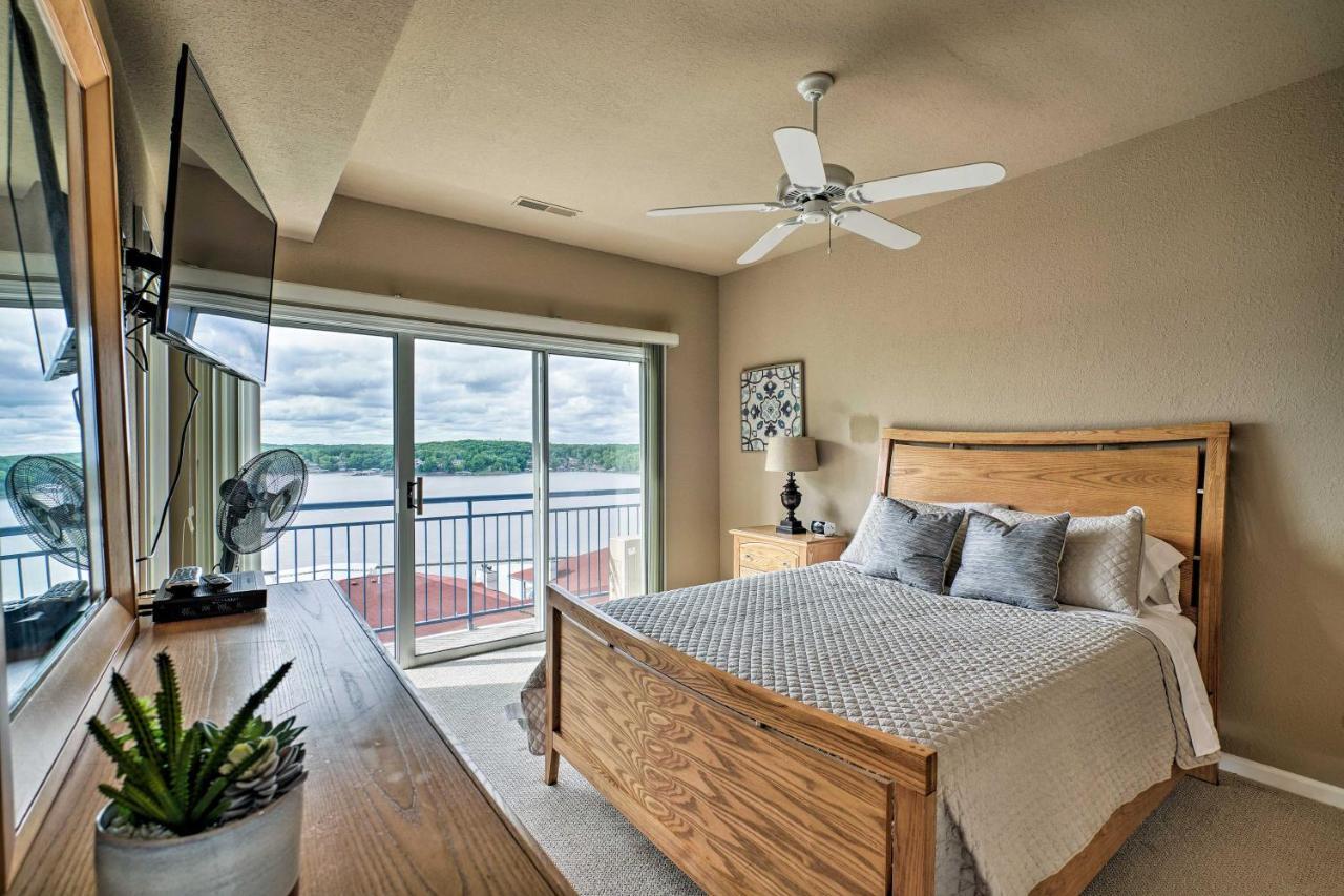 Waterfront Lake Ozark Condo With Deck And Pools Extérieur photo
